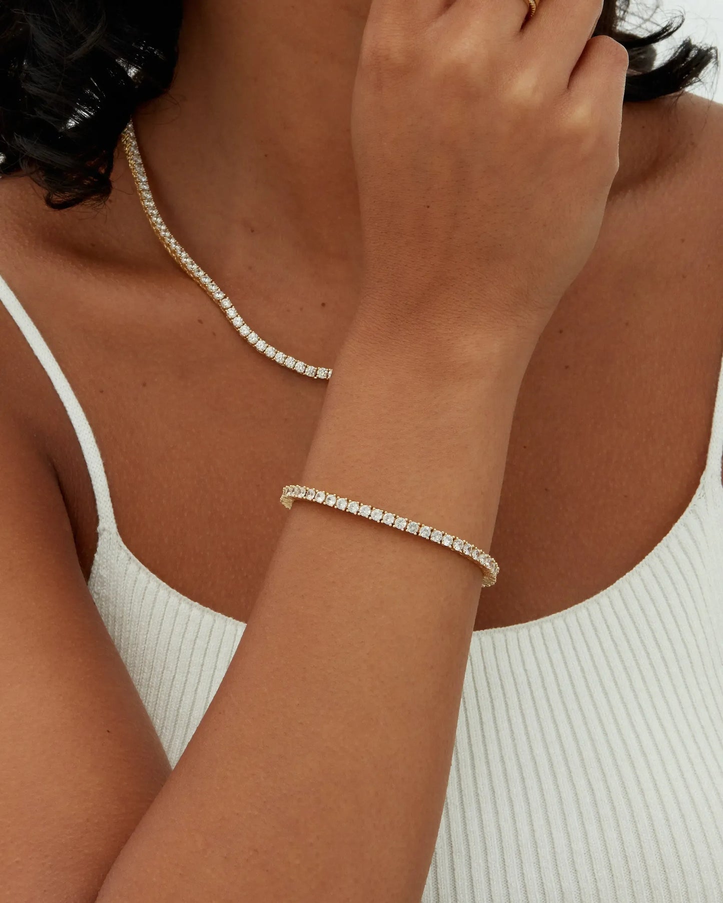 Simple tennis bracelet