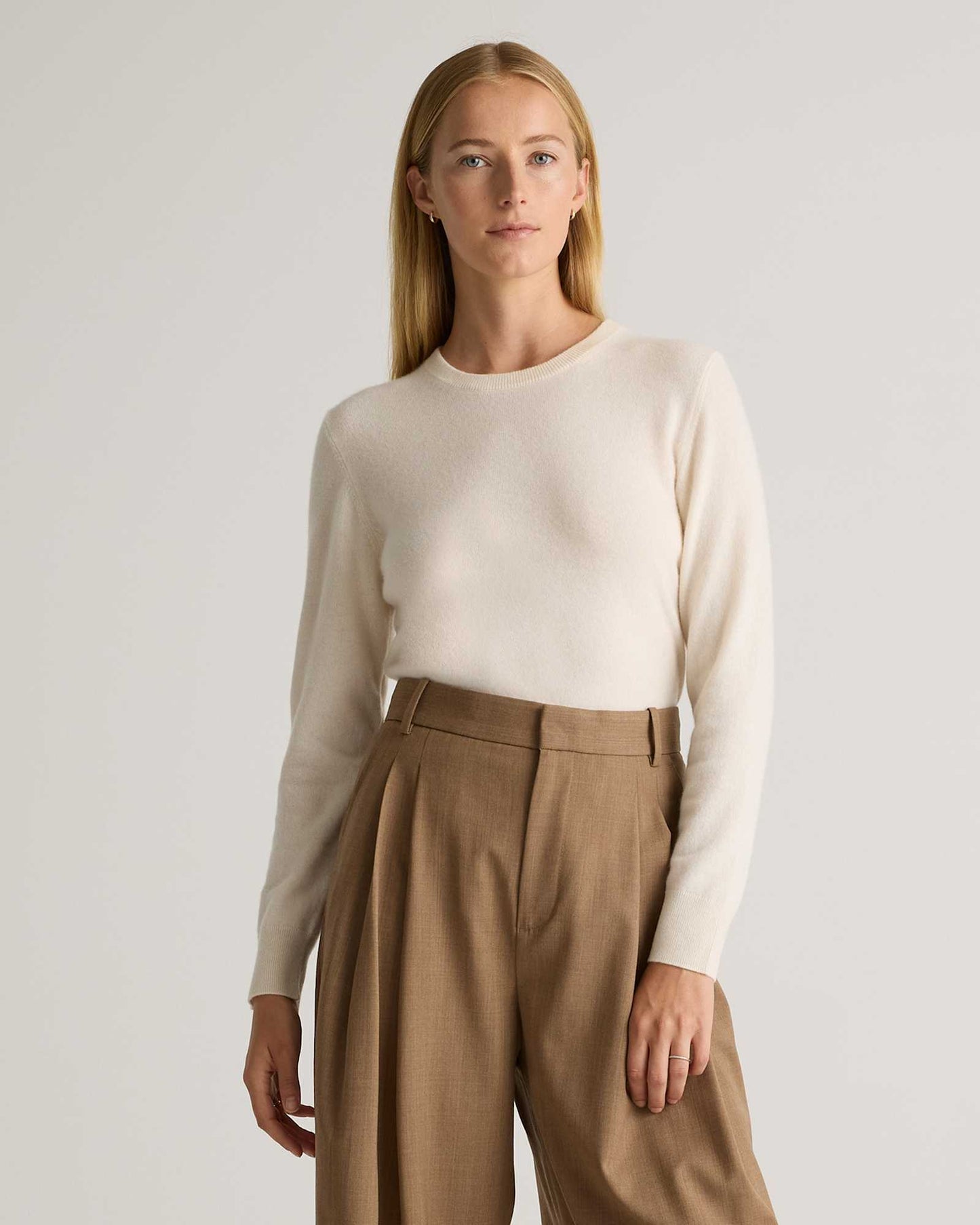 Basic soft long-sleeved sweater