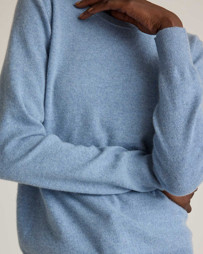 Basic soft long-sleeved sweater