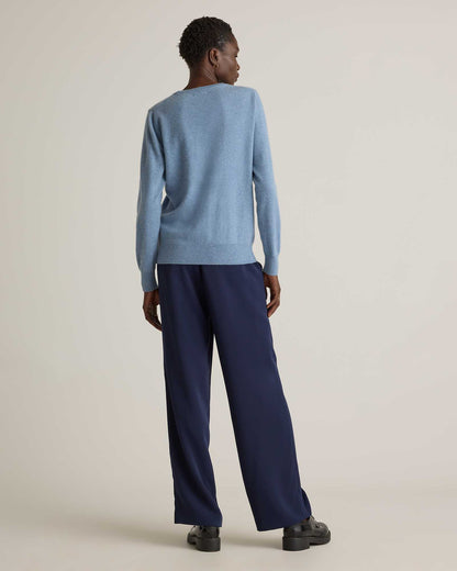 Basic soft long-sleeved sweater