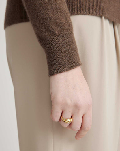 Basic soft long-sleeved sweater