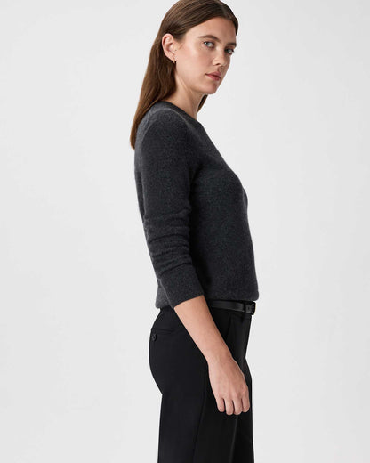 Basic soft long-sleeved sweater