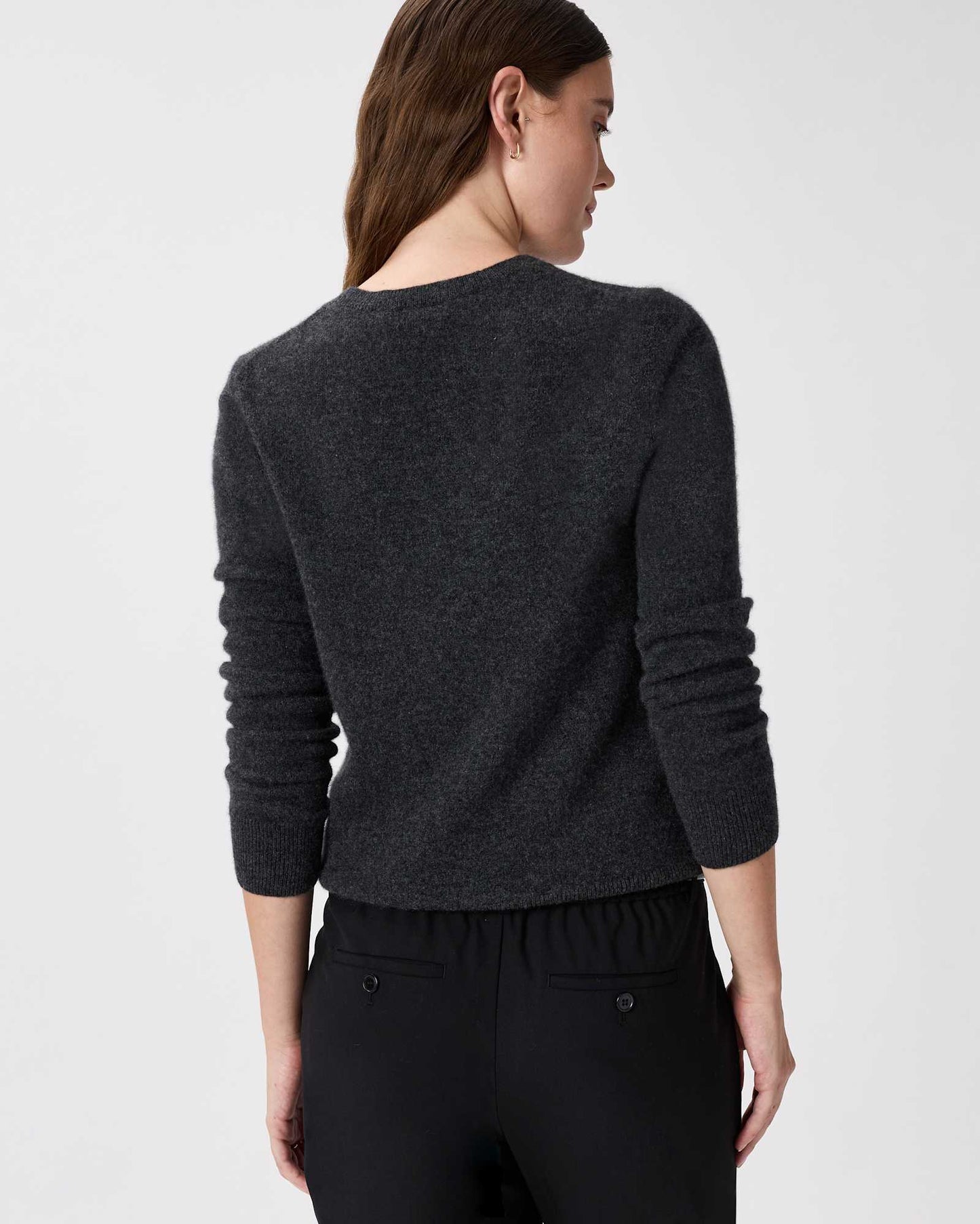 Basic soft long-sleeved sweater