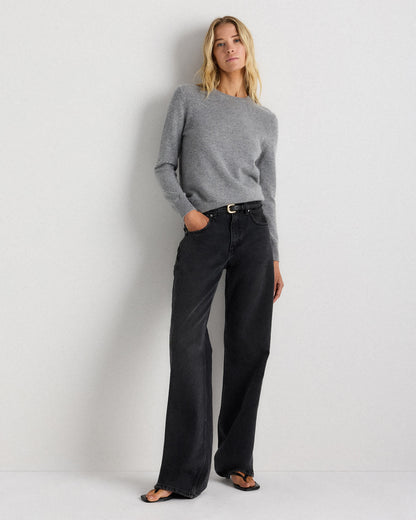 Basic soft long-sleeved sweater
