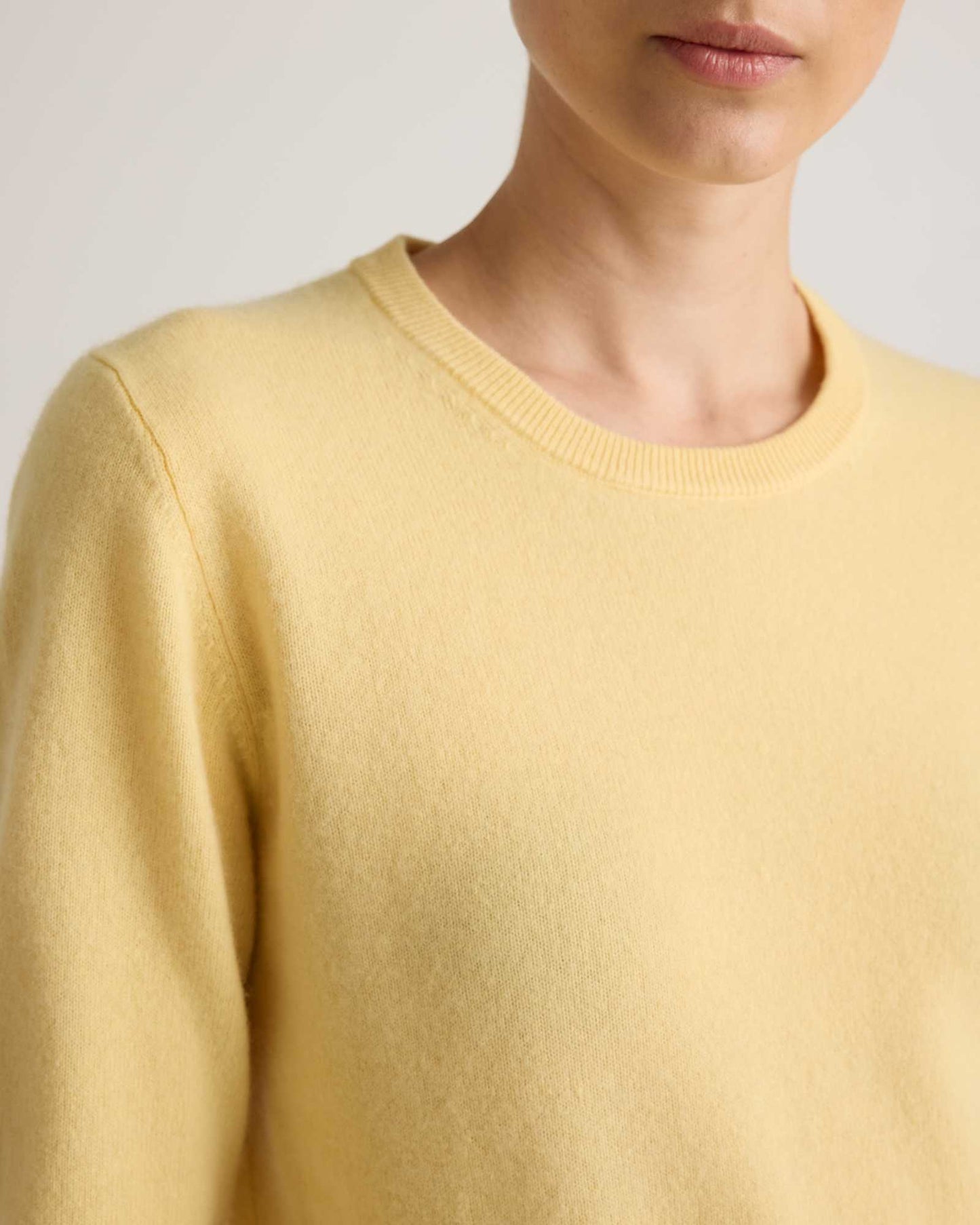 Basic soft long-sleeved sweater